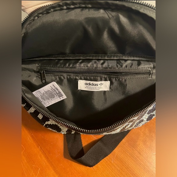 ADIDAS Rhinestone Waist Belt Large Bag NWOT - Picture 7 of 8